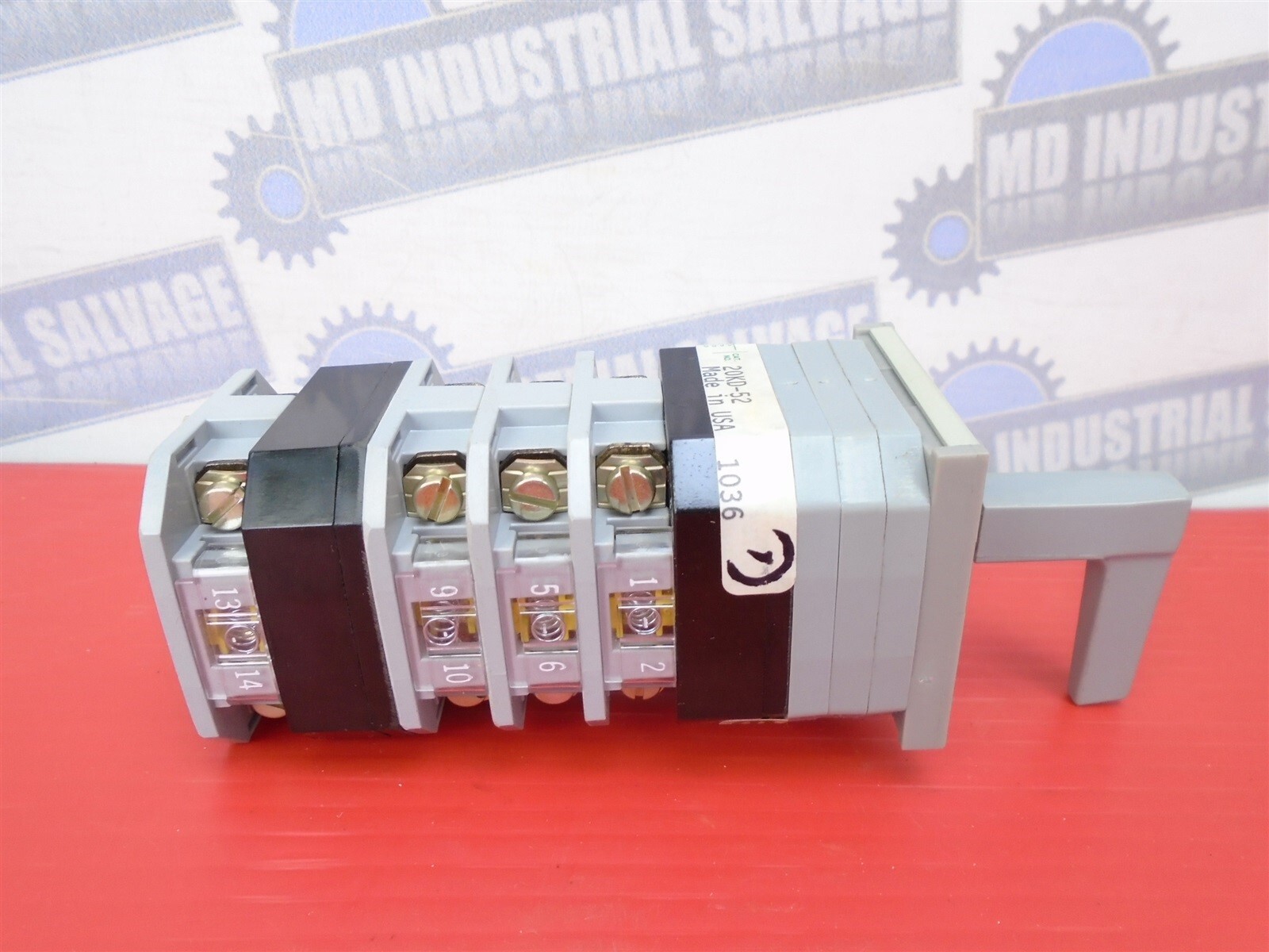 ELECTROSWITCH - 20KD-52 - ROTARY SWITCH External AUX 2A & 2B Contacts SERIES 20