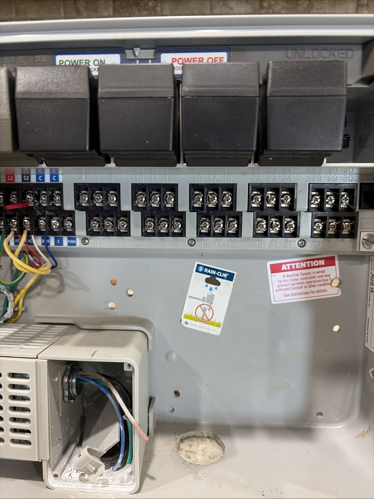 Hunter I-Core IC-600PL Sprinkler Irrigation Timer Controller 30-Station Zone