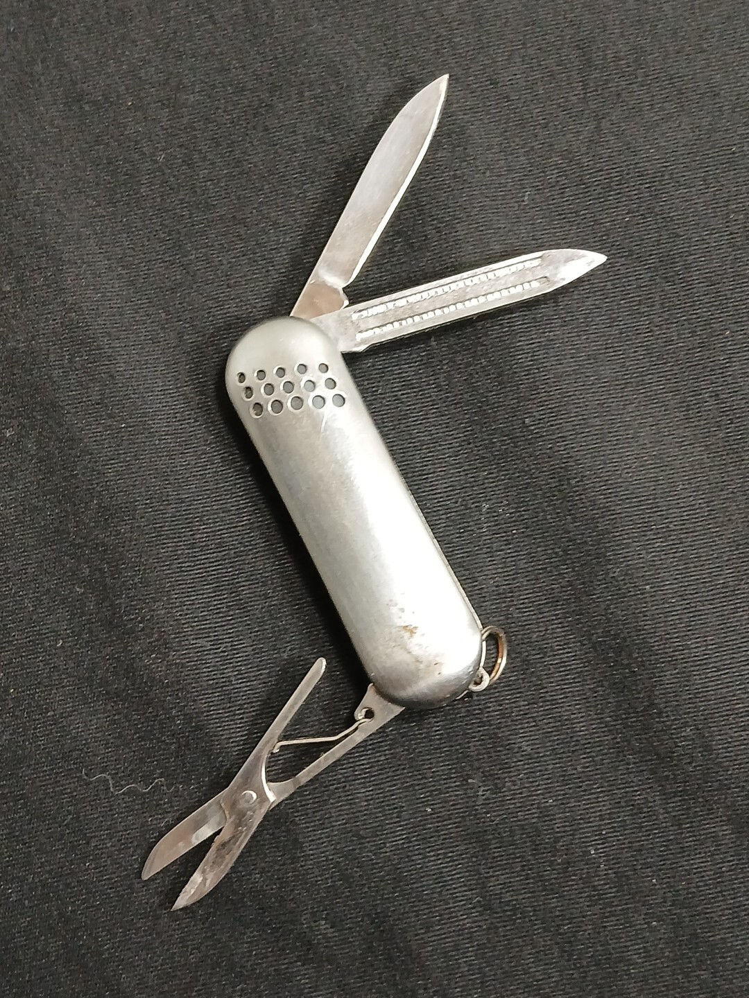 Pocket knife 3 multi-tool scissors, nail file, blade w keychain loop/A2
