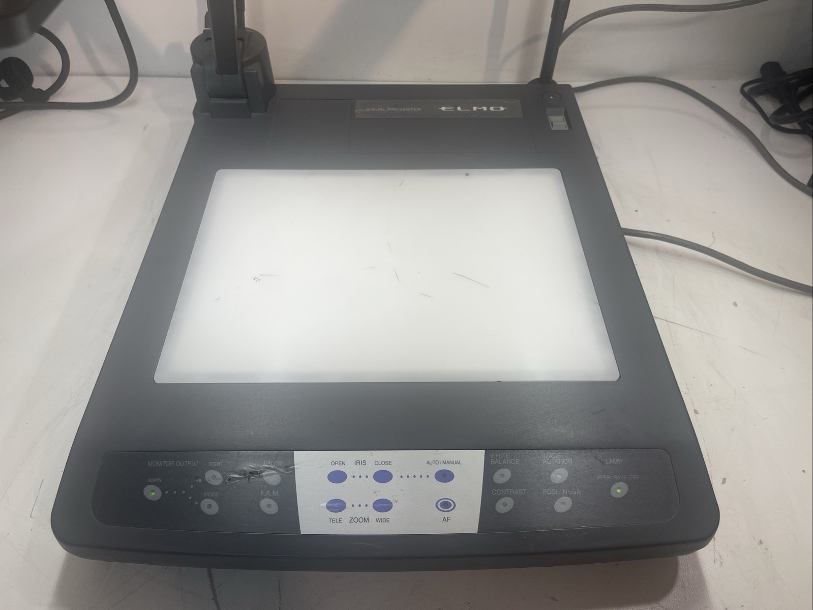 Elmo Visual Presenter HV-5000 XG