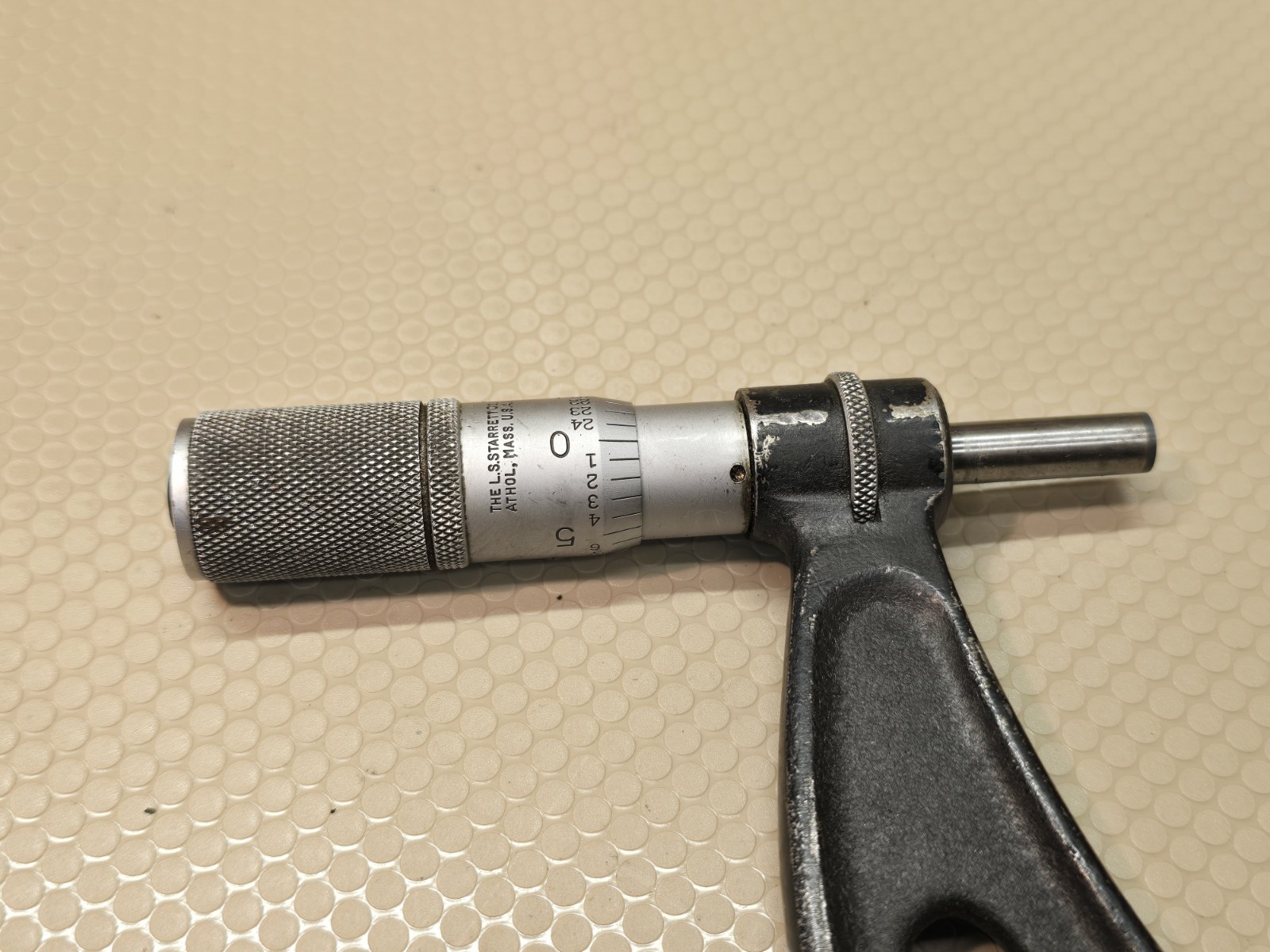 Starrett 436 Outside Micrometer, 10 11" Range LARGE