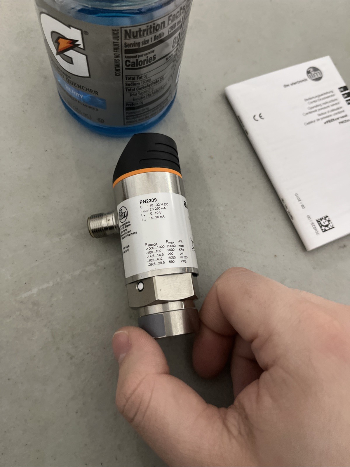 EFECTOR PN2209 PRESSURE SWITCH 1/4 NPT