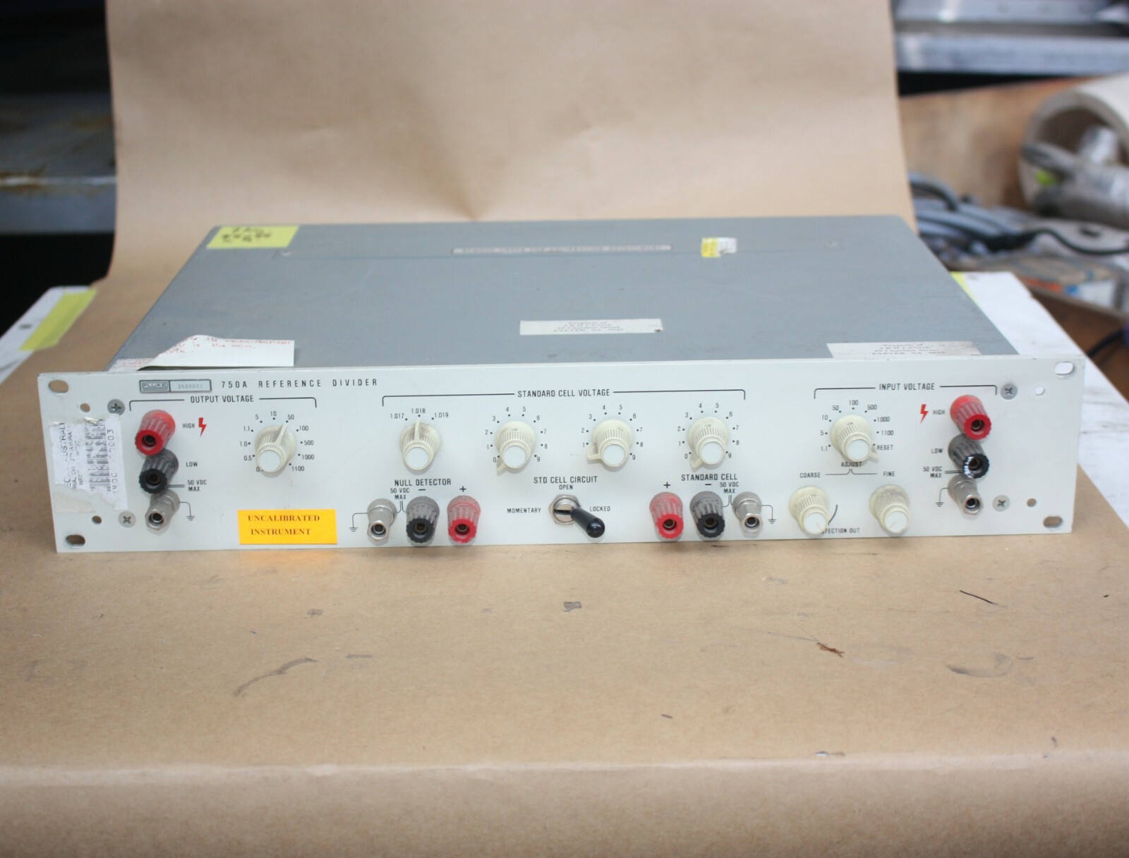 Fluke 750A Reference Divider