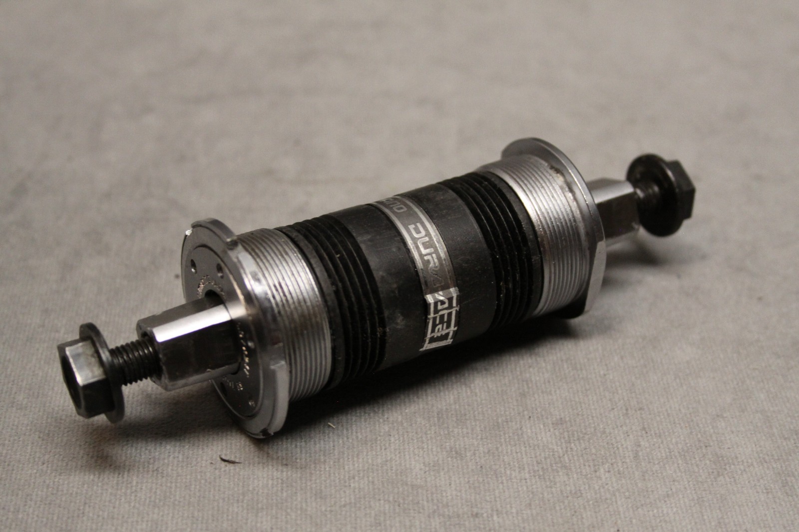 Shimano Dura Ace NJS Bottom Bracket BB 7400 68mm x 112mm, 1.37X24T Track Road