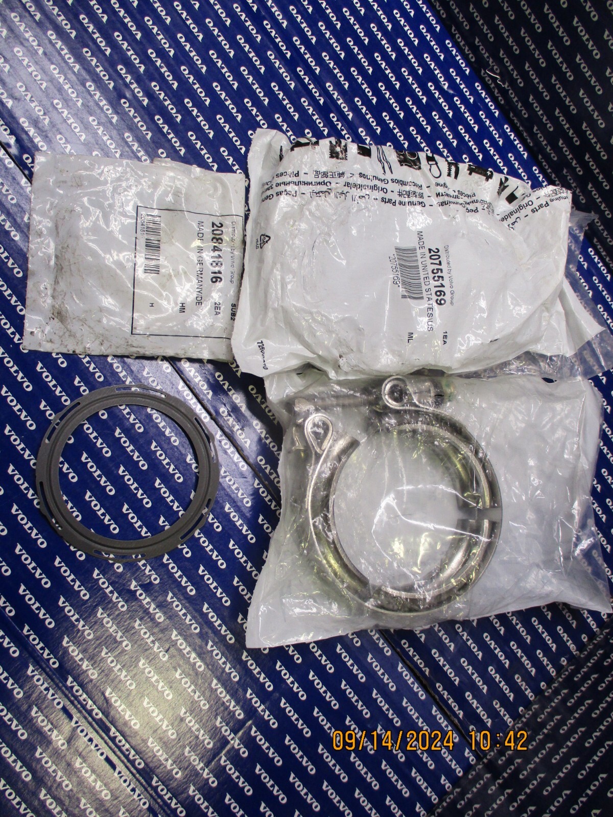 Genuine OEM Volvo D13 EGR cooler, EGR valve clamps 20755169 2 gaskets 20841816 2