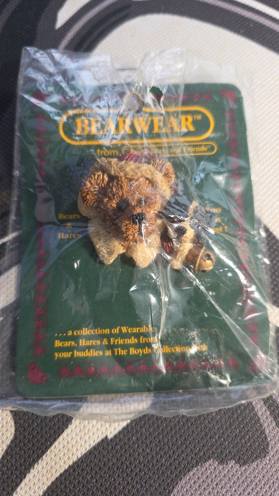 Boyd's Bears - Bearwear Pin Northrup & The Pup Kringle New In Wrapper