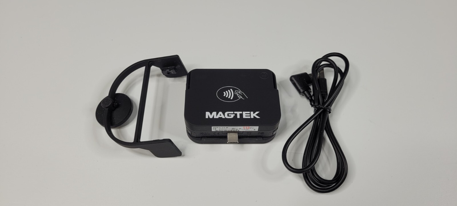 Magtek 21087023 iDynamo 6 Secure Card Reader Authenticator USB-C for iOS/Android