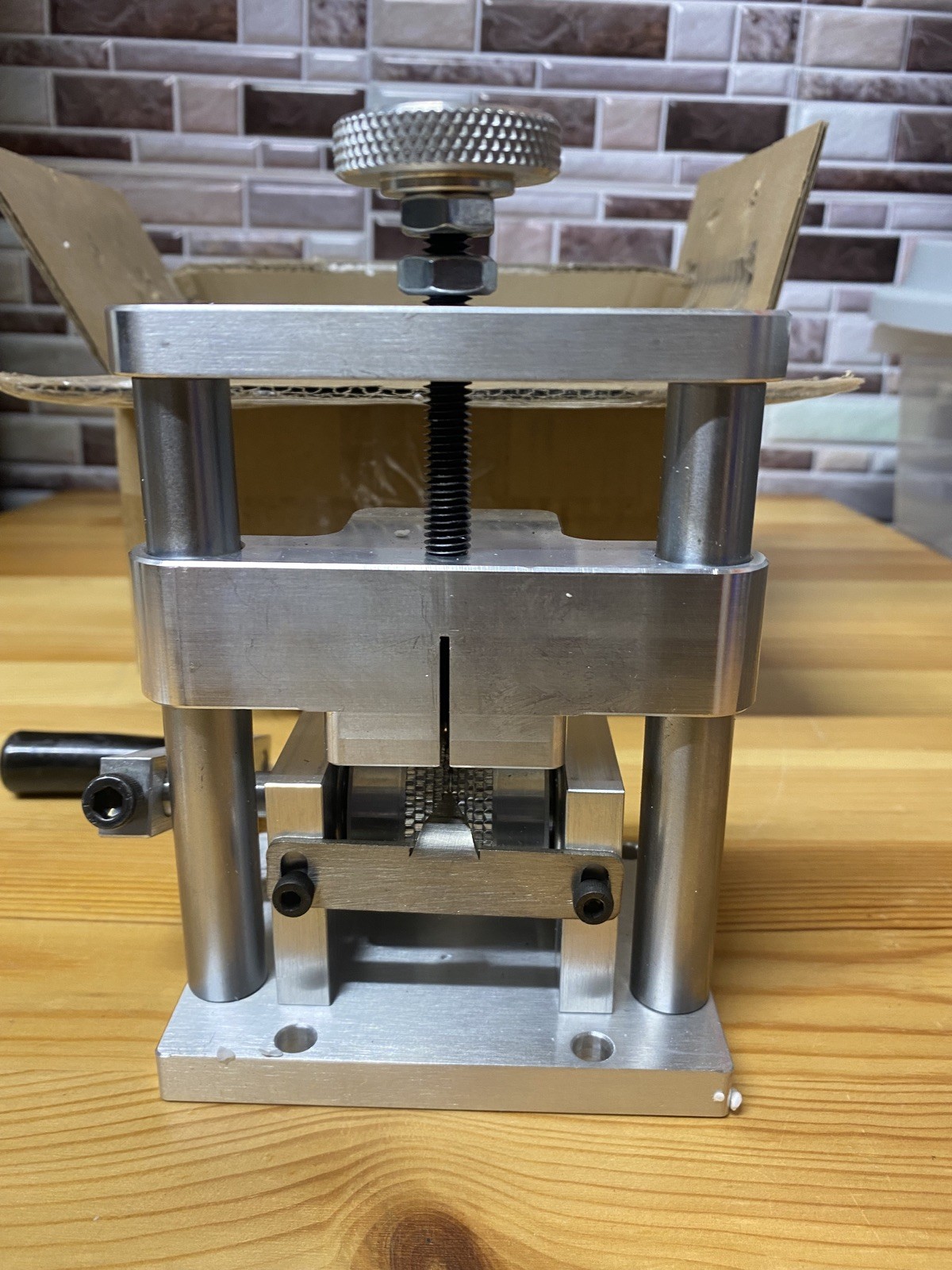Scrap Wire Stripping Machine Manual Peeling Copper Wire Peeler Recycling Tool