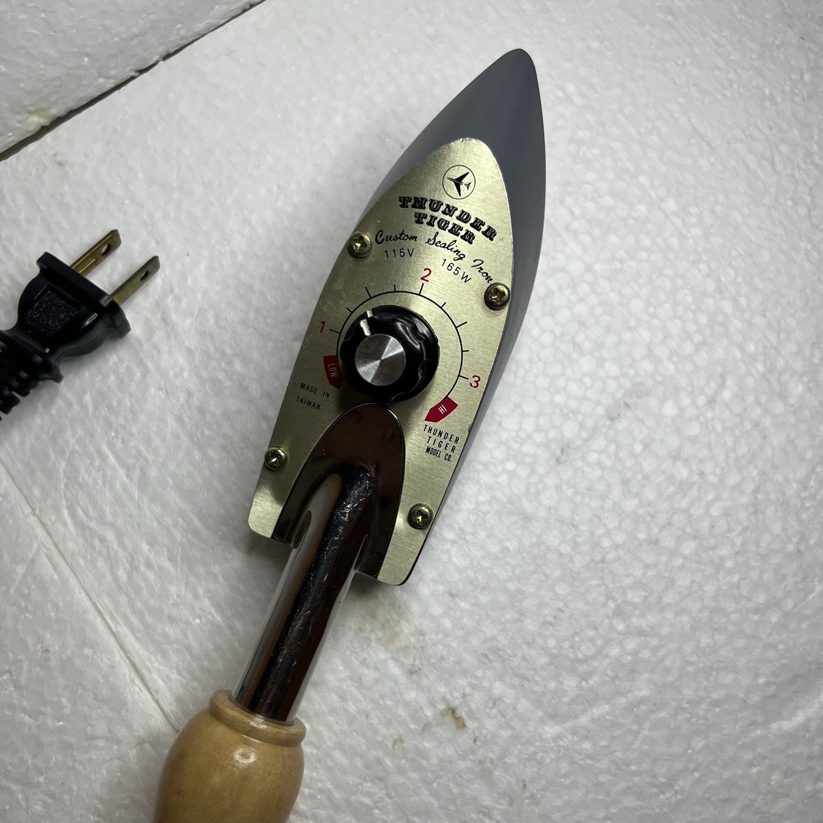 Thunder Tiger Custom Sealing Iron Teflon Coating Wood Handle Thermostat