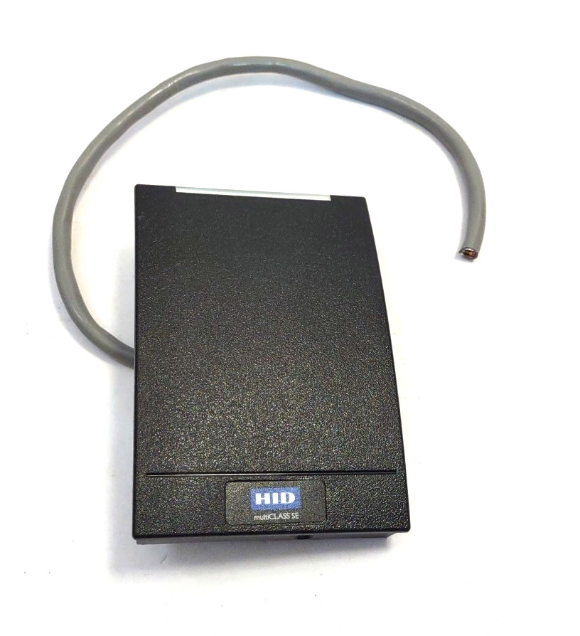 Lot of 2 HID multiCLASS SE RP40 Wall Switch Reader RP40E 920PMNNEKEA0CG