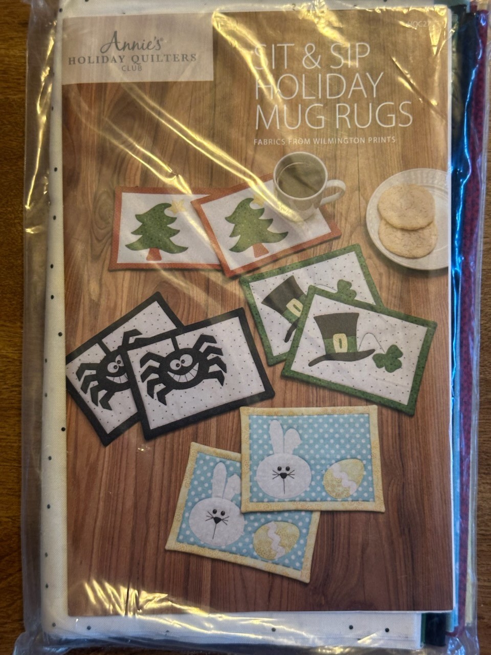 Annies Holiday Quilters Club "SIT AND SIP HOLIDAY MUG RUGS"