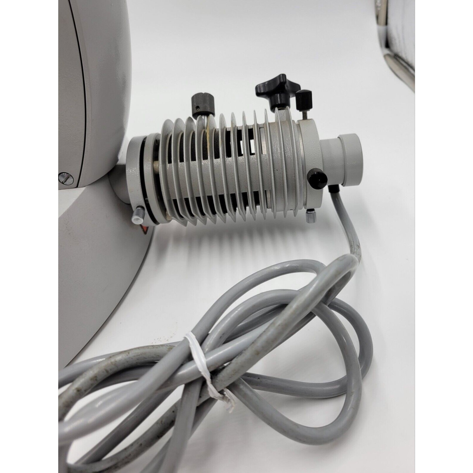 Carl Zeiss Universal Research Microscope W/Objectives & Eyepieces +Power