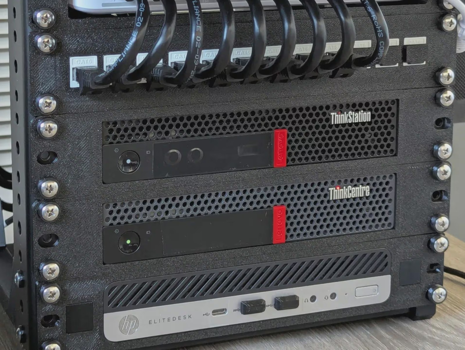Lenovo Thinkcentre Tiny M720Q/M715Q/M920Q 10" Rack Mount