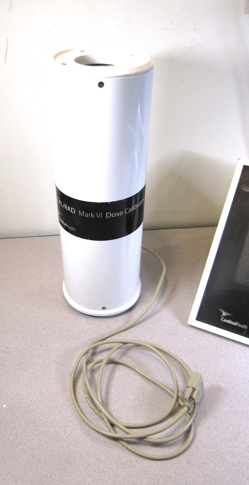 Cardinal Health CAL/RAD Mark VI Dose Calibrator Isolation Chamber VIK-202