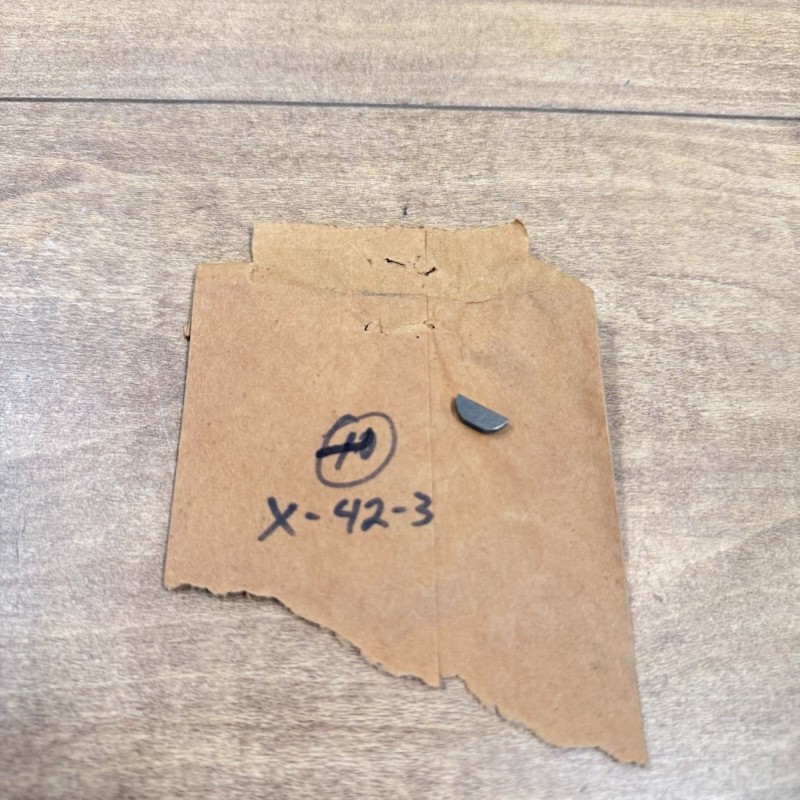 New KOHLER OEM NOS FLYWHEEL KEY / X-42-3