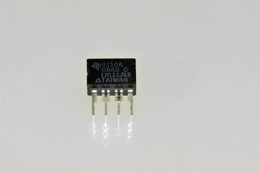 New (2pcs) LM111JGB TEXAS INSTRUMENTS IC Linear