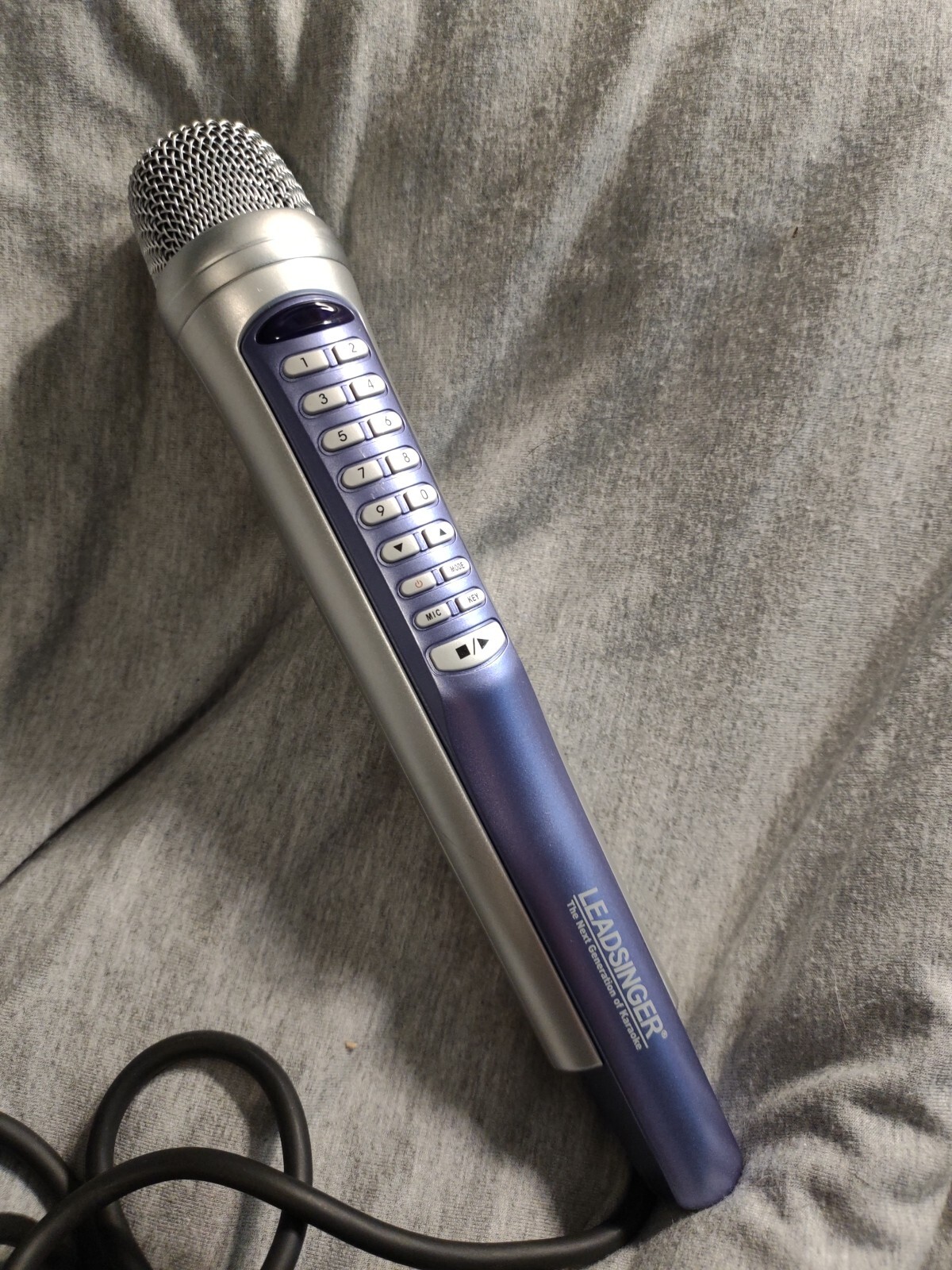 LEADSINGER THE NEXT GENERATION OF KARAOKE MICROPHONE LS-2100 Untested