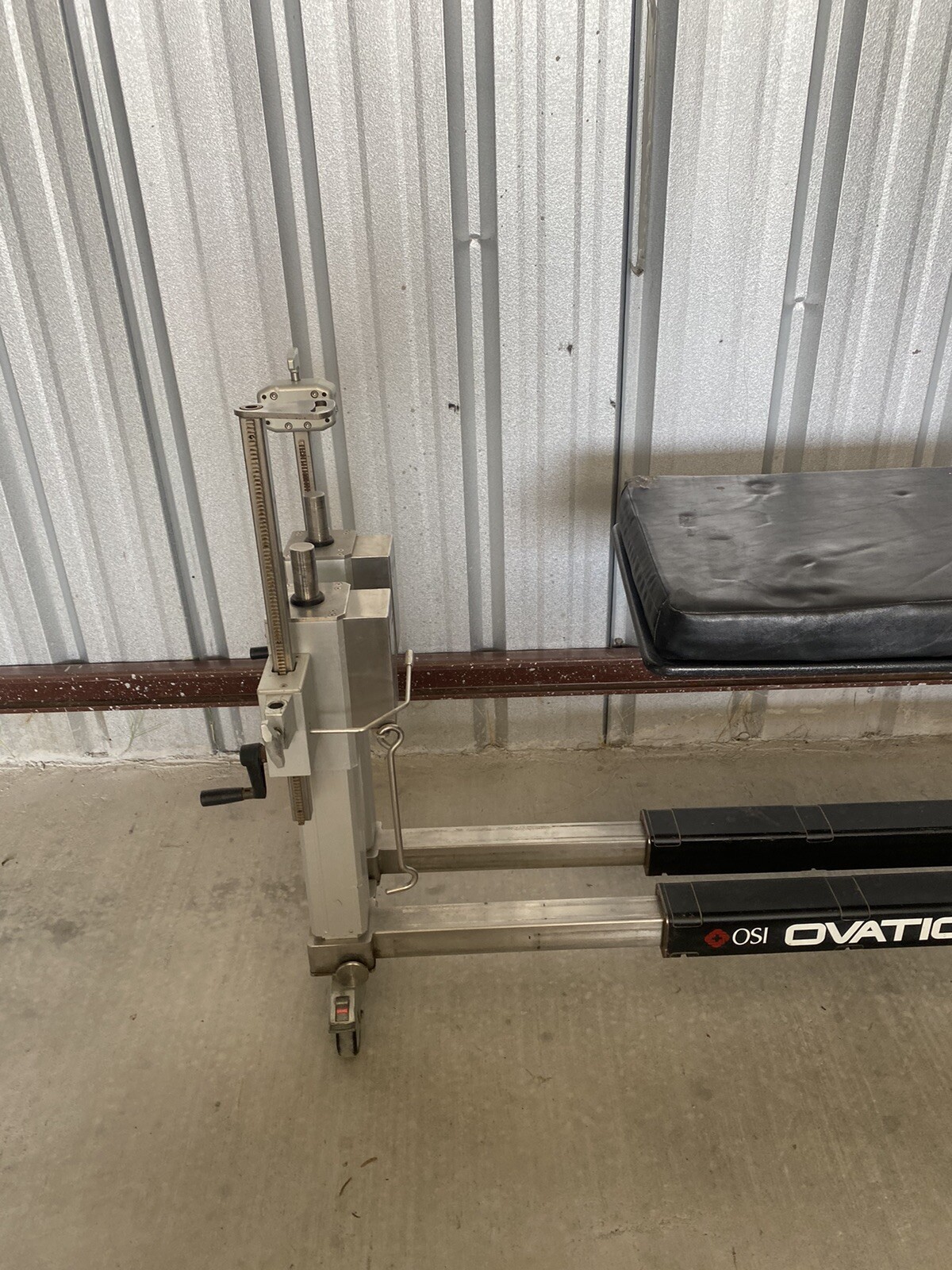 Osi ovation 6310 orthopedic trauma table