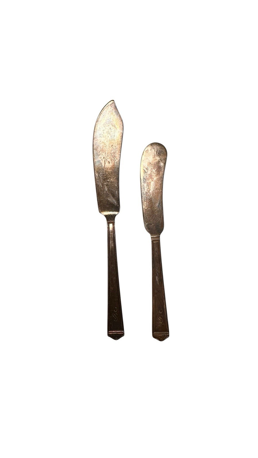 1847 Rogers Bros Silverplate Flatware Knives Set 2pcs Ornate Handle Design
