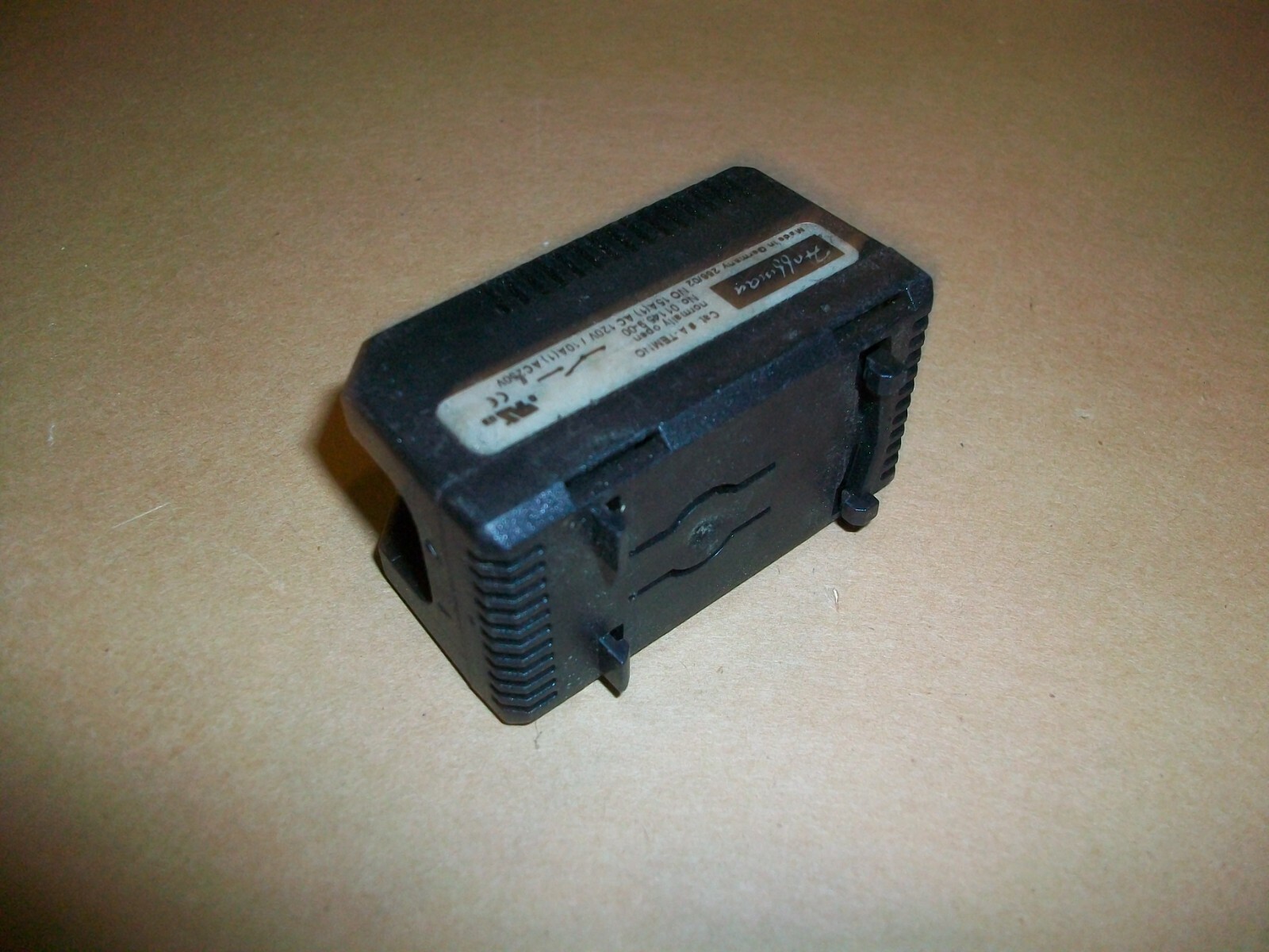 Hoffman A-TEMNO Temperature Controller 15A-120vac