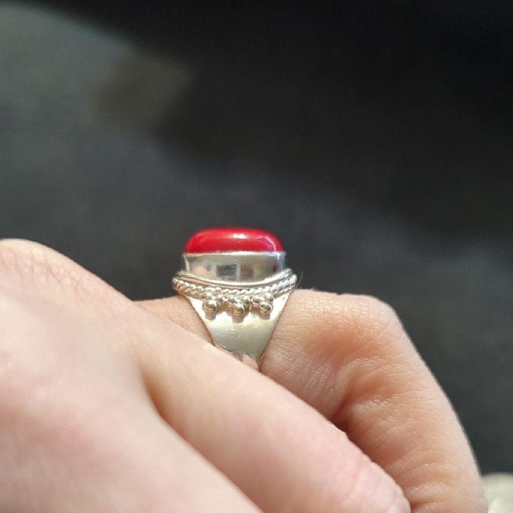 Silver Plated Red Coral Gemstone Oval Chunky Statement Ring - Size 6.5