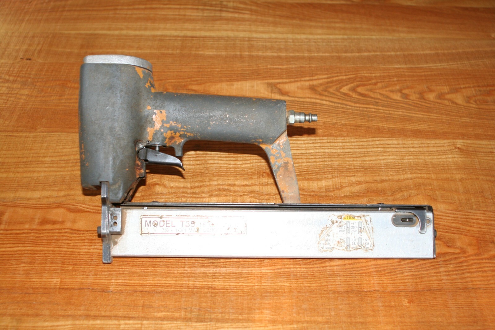 Bostitch T35 16 gauge Brad Nailer - Repair or use for Parts