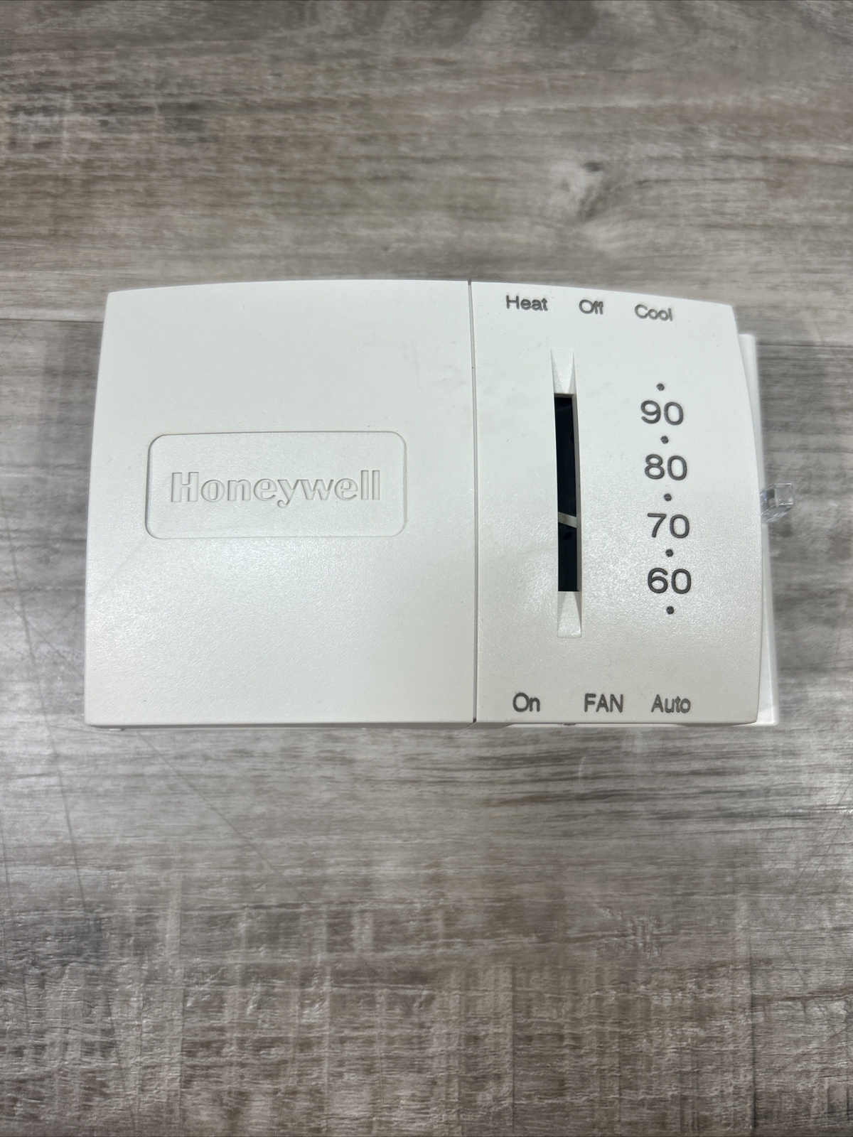 HONEYWELL HEATING-COOLING TRIPLE FUEL THERMOSTAT CAT# T8034C1424 ... YE-16