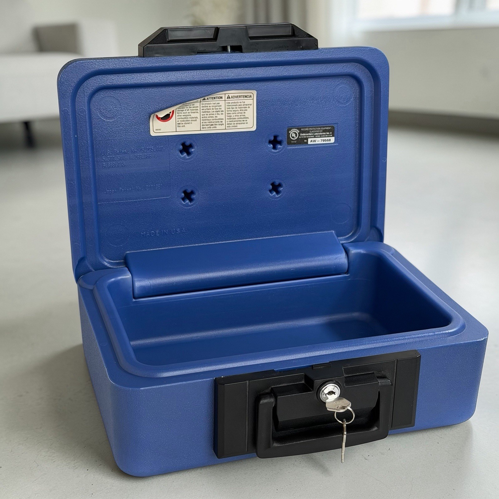 Sentry Safe 1100 Fire Proof With Keys Portable Record Protection USA Made Blue