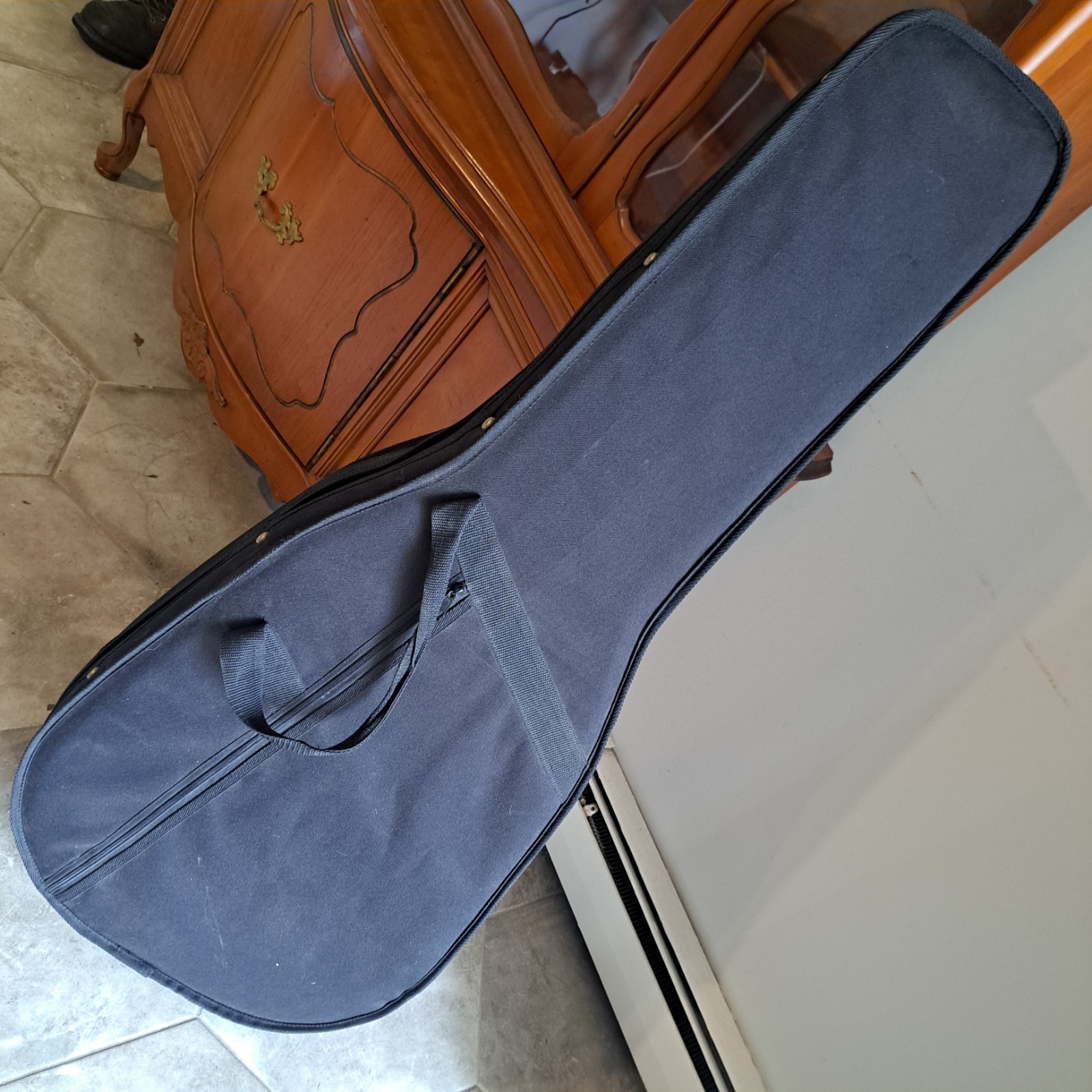 Lightweight Molded Acoustic Guitar Case - Excellent Condition