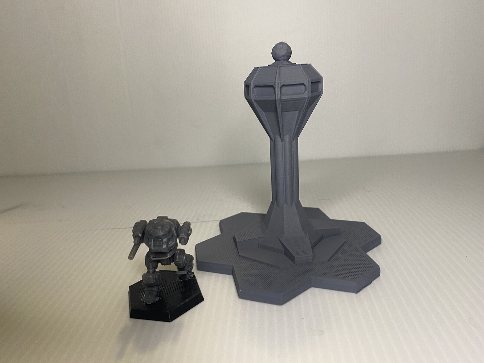 Air Traffic Control Tower w/ Hex Base, Tabletop War Game Terrain Battletech(6mm)