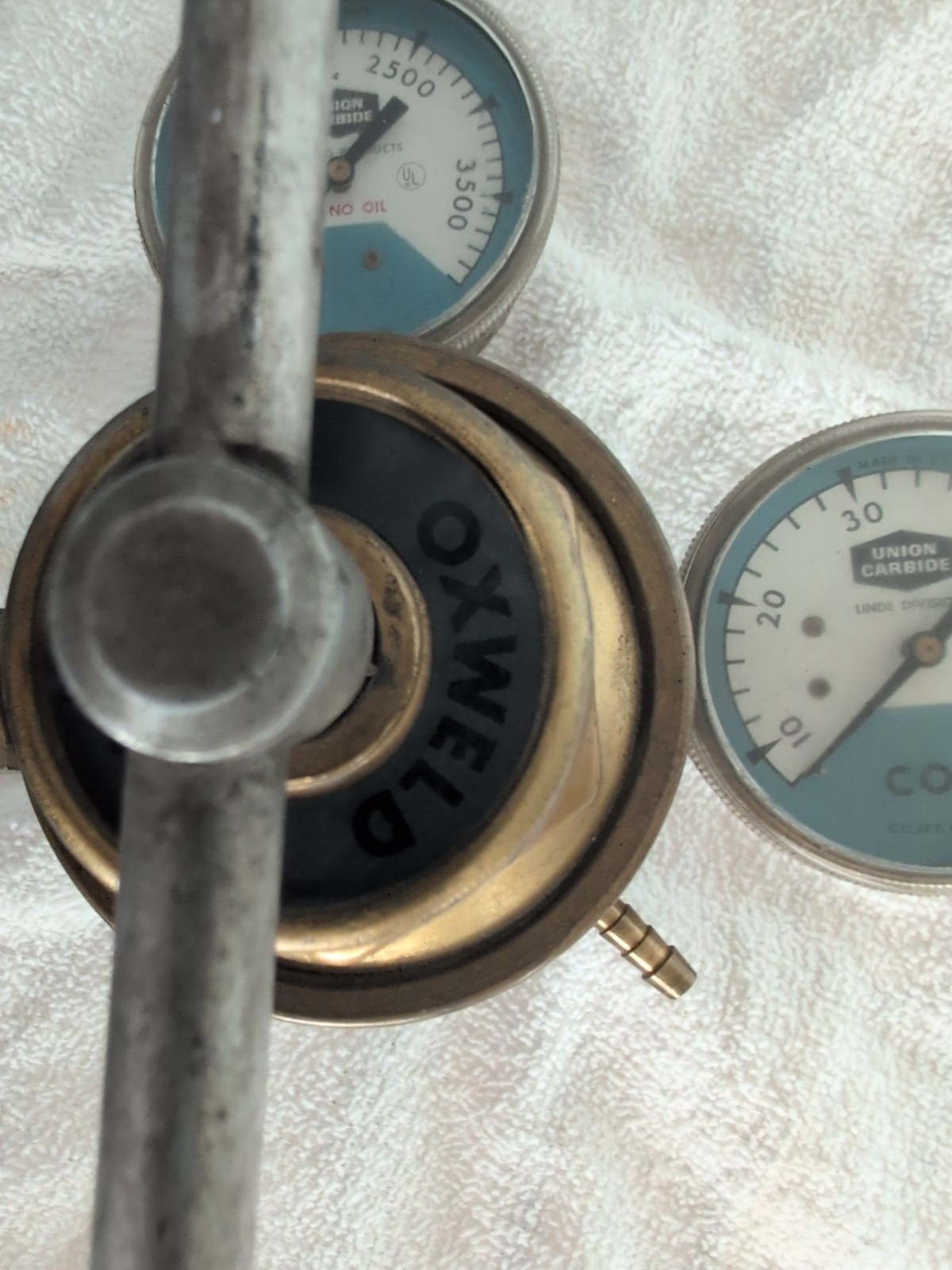 Union Carbide Oxweld CGA-320 Pressure Regulator