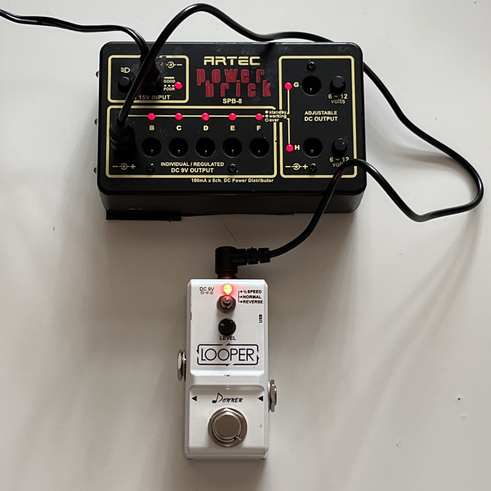Artec SPB-8 Power Brick w/ Power Adapter & Donner Mini Looper Pedal Tested A+