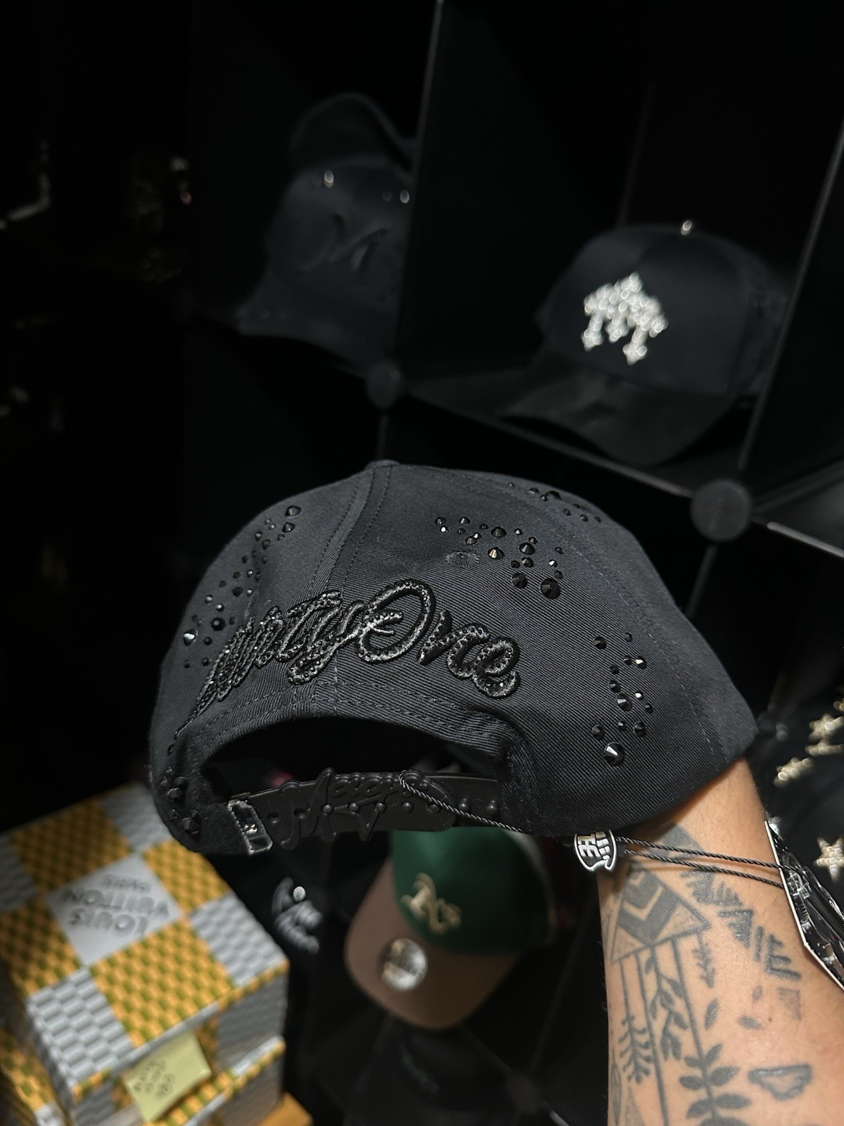 31Hats x El Mago “Total Black”