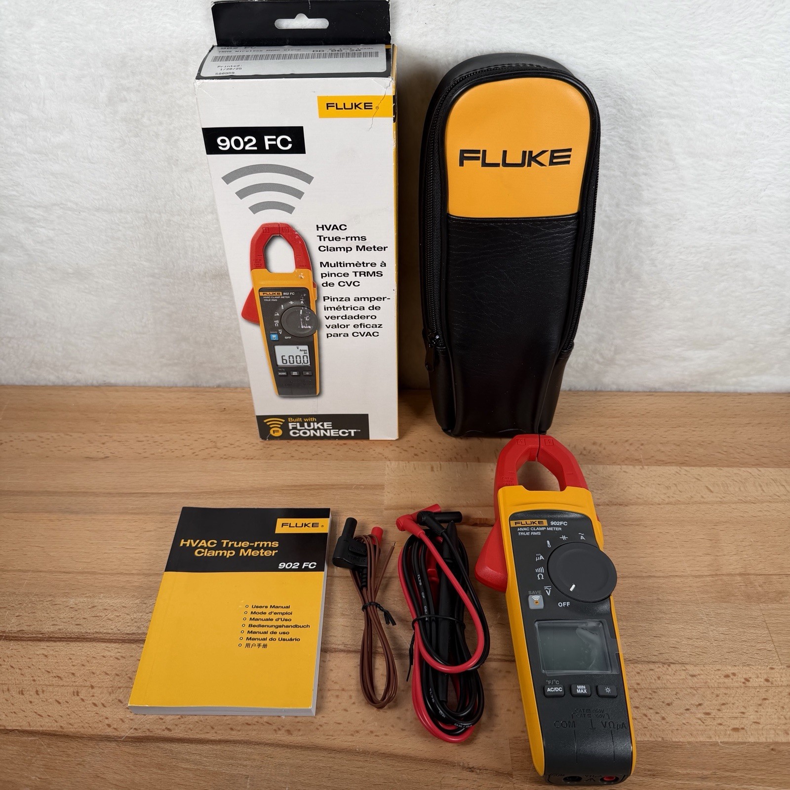 Fluke 902 FC True-RMS HVAC Clamp Meter AC Amp AC/DC Volt Contact Temperature NEW