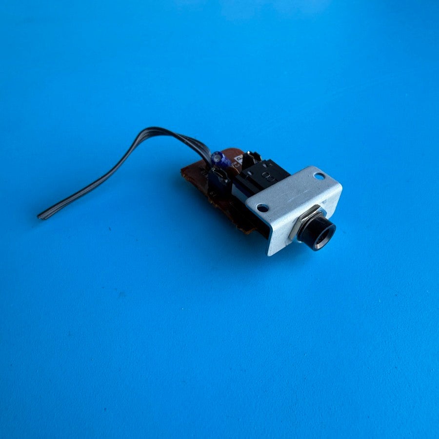 YAMAHA YPR-7 Keyboard Part: Headphones Jack Output Board PCB [XC076-5/5]