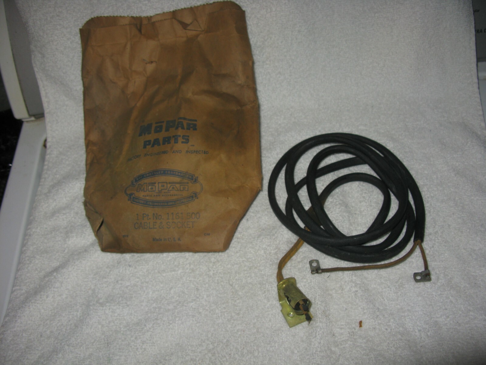 NOS Mopar 1946-48 Chrysler Park Light Wiring and Sockets