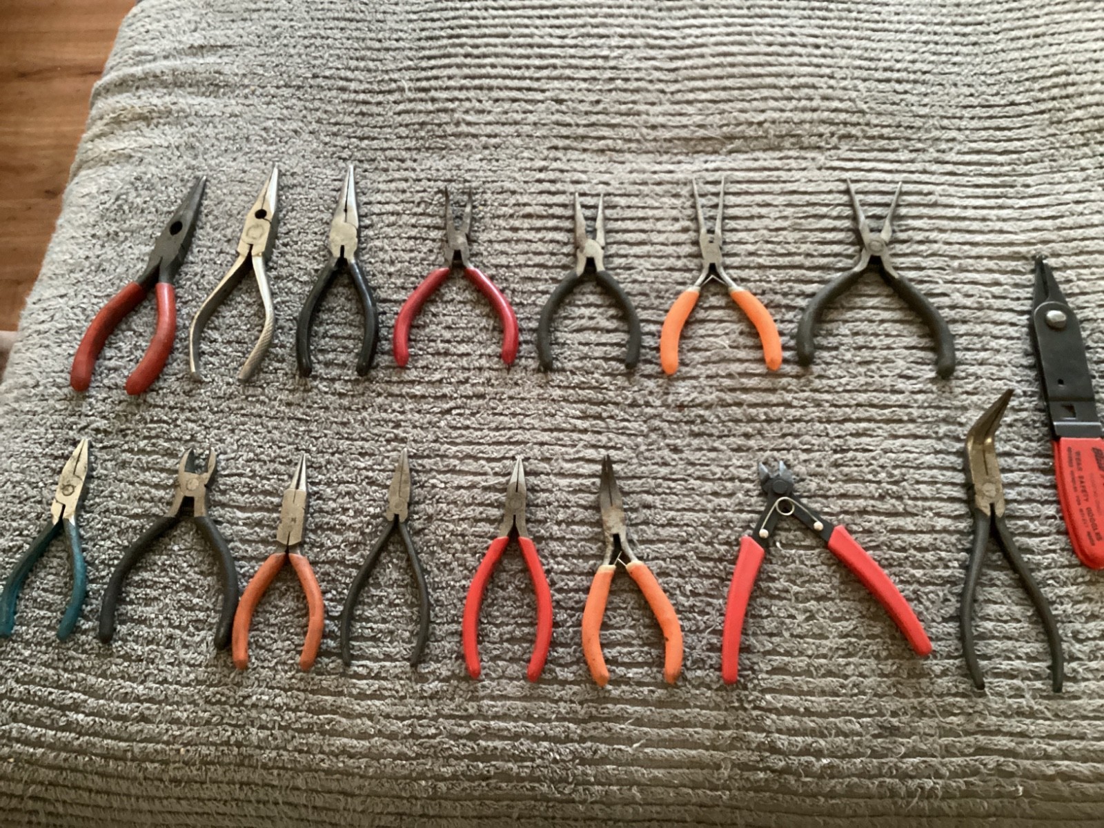 19 Pliers: Blue-Point Tools PR90 Snap Ring Pliers, Utica 888-1, Needle Nose etc