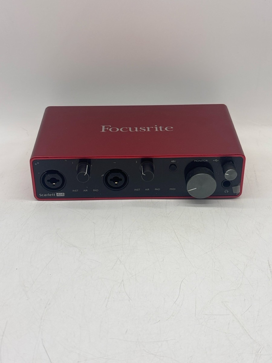 Focusrite Scarlett 4i4 USB Audio Interface (AP2048261)