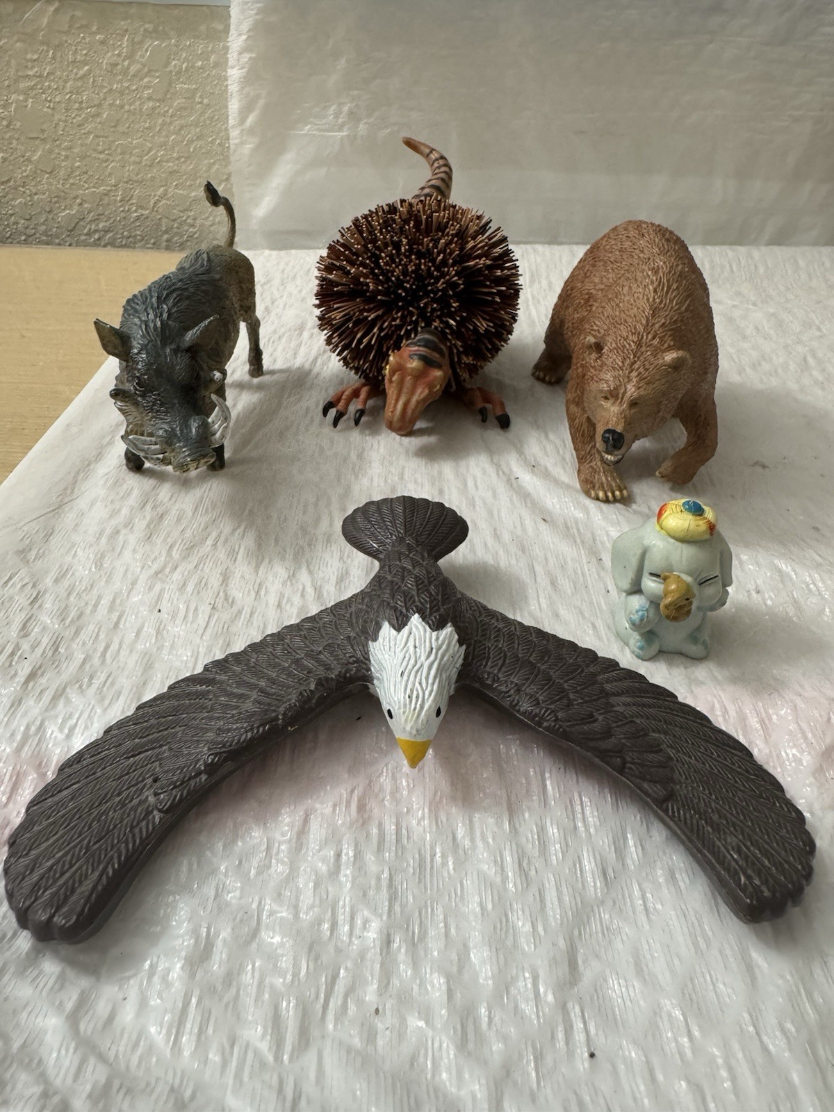 Animal Figures Lot Bear Safari Elephant Boar Eagle Dinosaur Toys