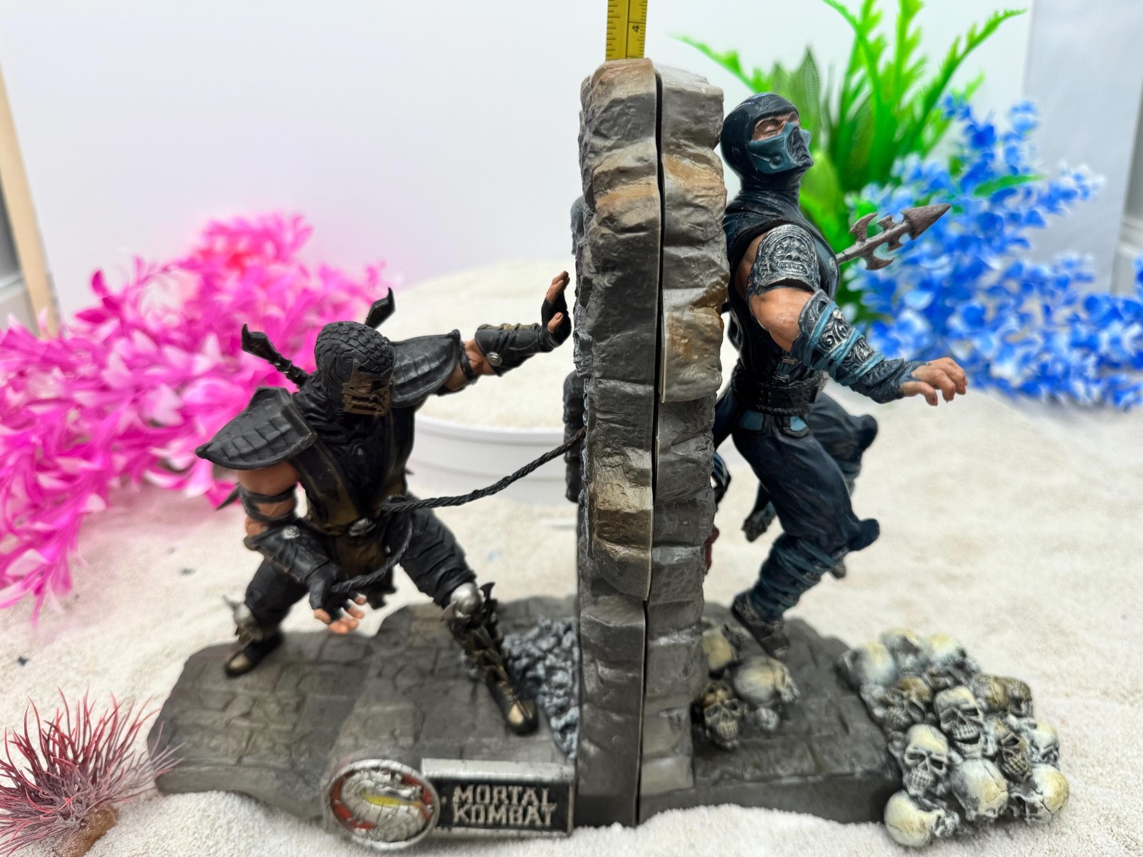 Mortal Combat Statue