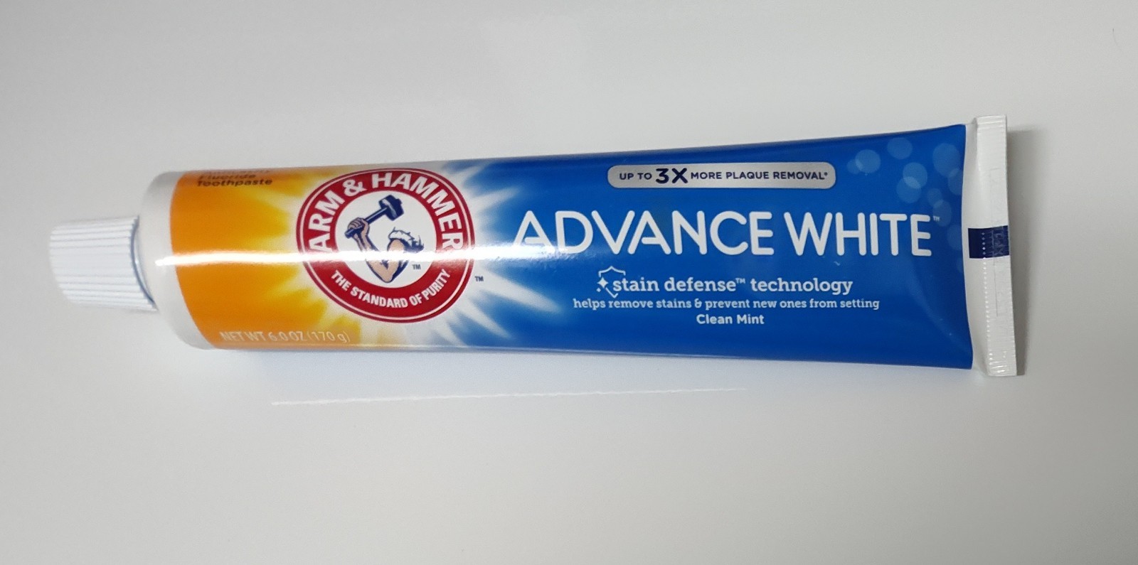 Arm & Hammer Advance White Toothpaste Clean Mint 6 oz  Expiration 10/27