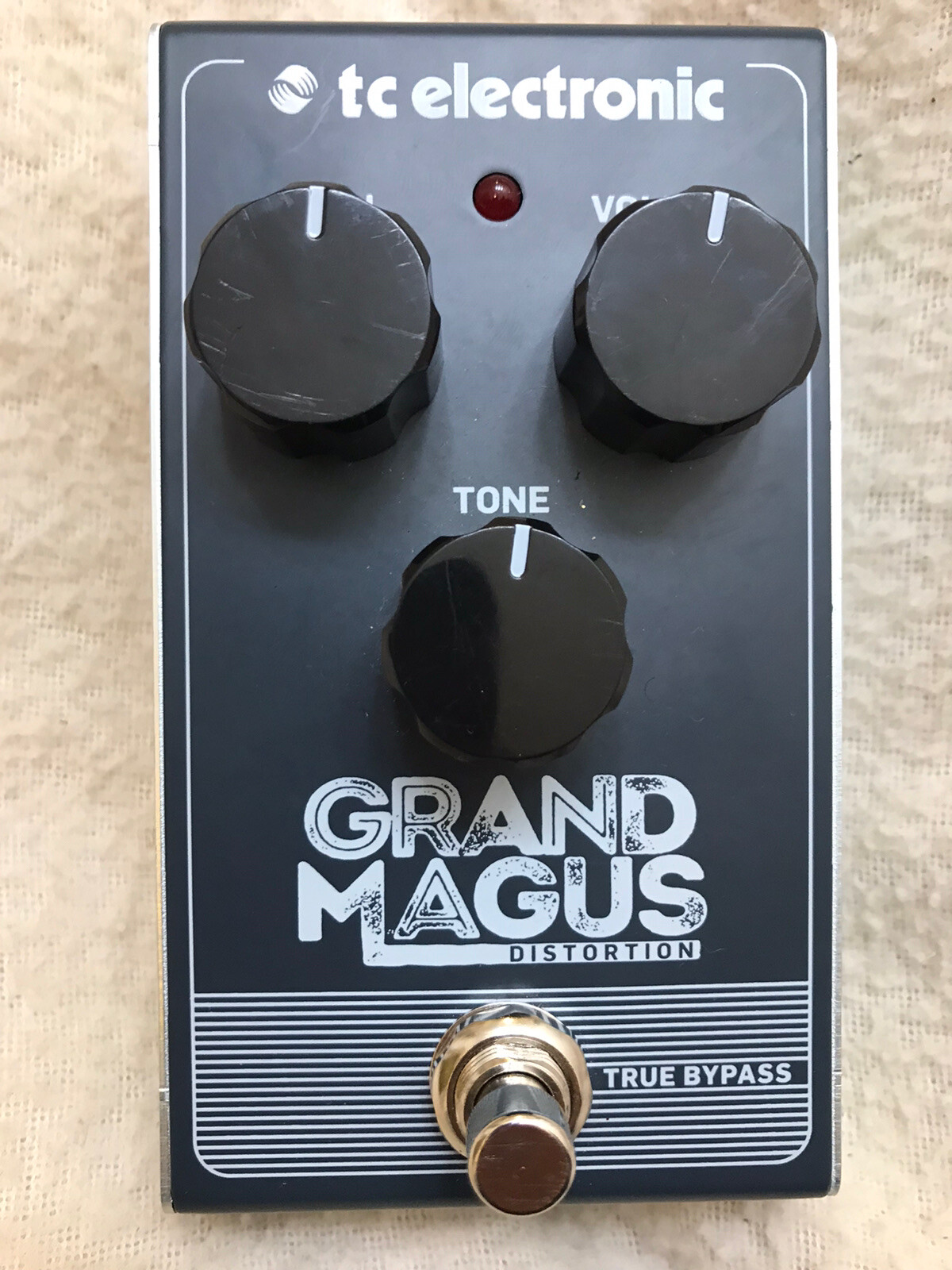 T.C. Electronic Grand Magnus Electic Guitar Effects Distortion Pedal