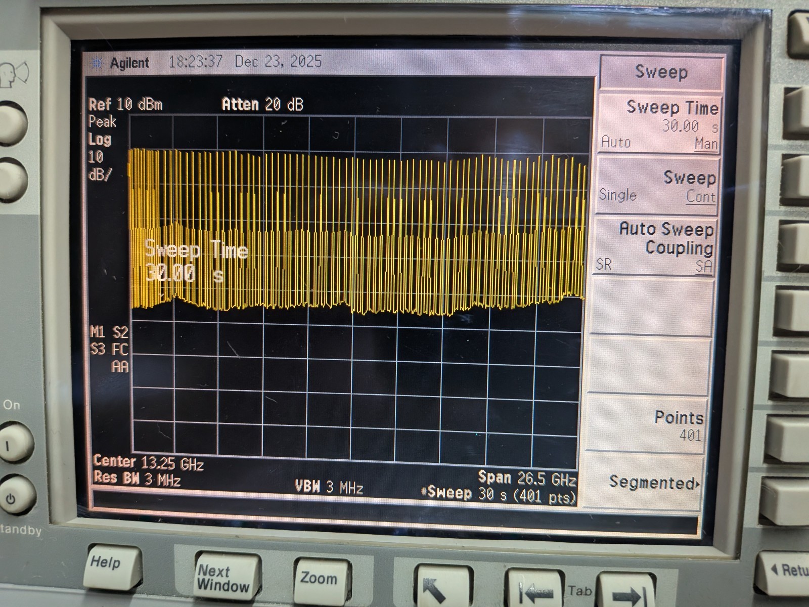 👍Agilent HP Keysight E4407B Spectrum Analyzer 26.9 GHz Loaded Opts! Cal+DATA👍