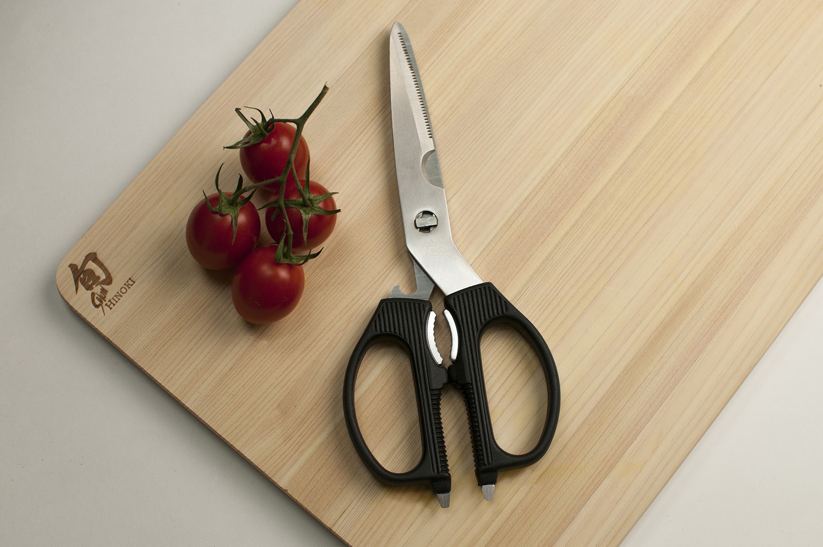 Shun Multi-Purpose Shears, Black/Silver