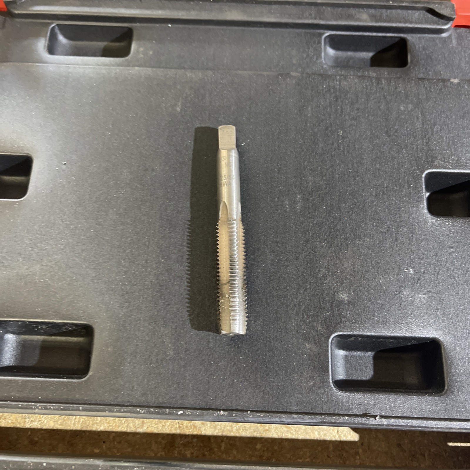 MATCO TOOLS 82 PIECE PROFESSIONAL - SAE THREADED COIL - INSERT REPAIR KIT TC82S