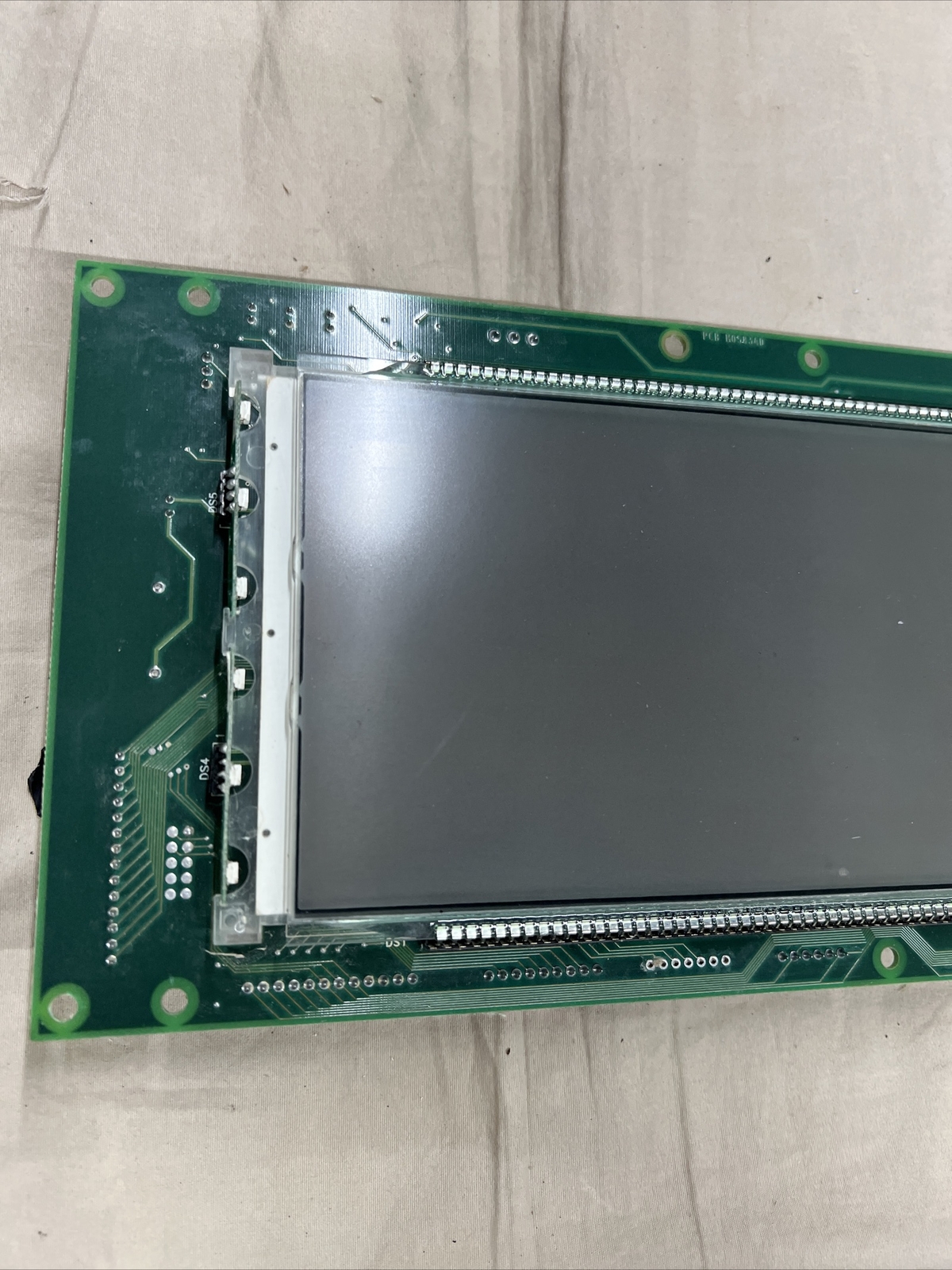 Gilbarco M05835A003 Pump Door Node 4 Display