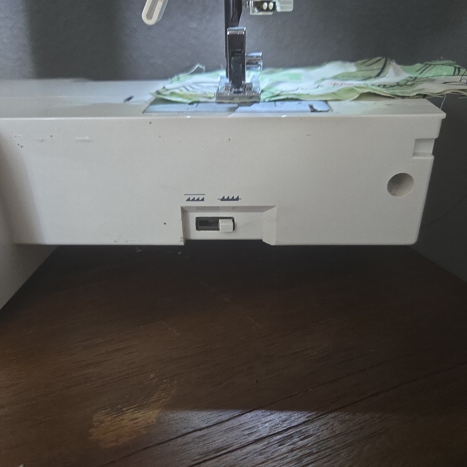Singer Computerized Sewing Machine Tray Missing Cover Works Great