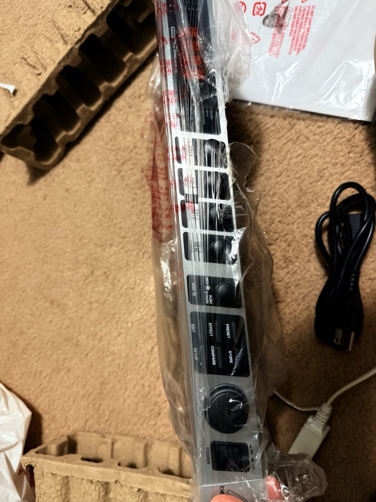 Mint Condition | Behringer VIRTUALIZER 3D FX2000 Effects Processor | FX 2000