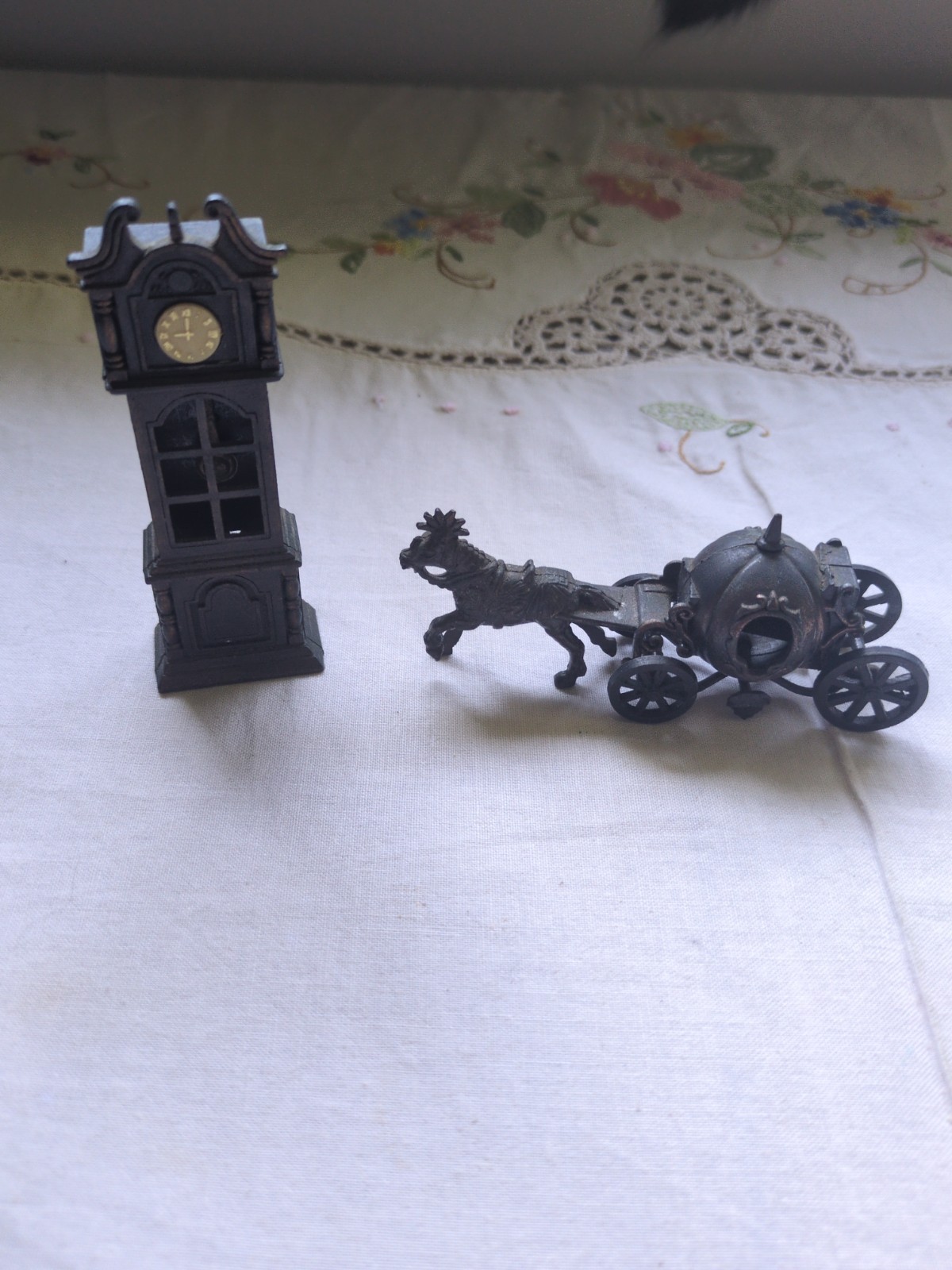 Vintage Mini Pencil Sharpeners Die Cast Cinderella Carriage/ Grandfather Clock