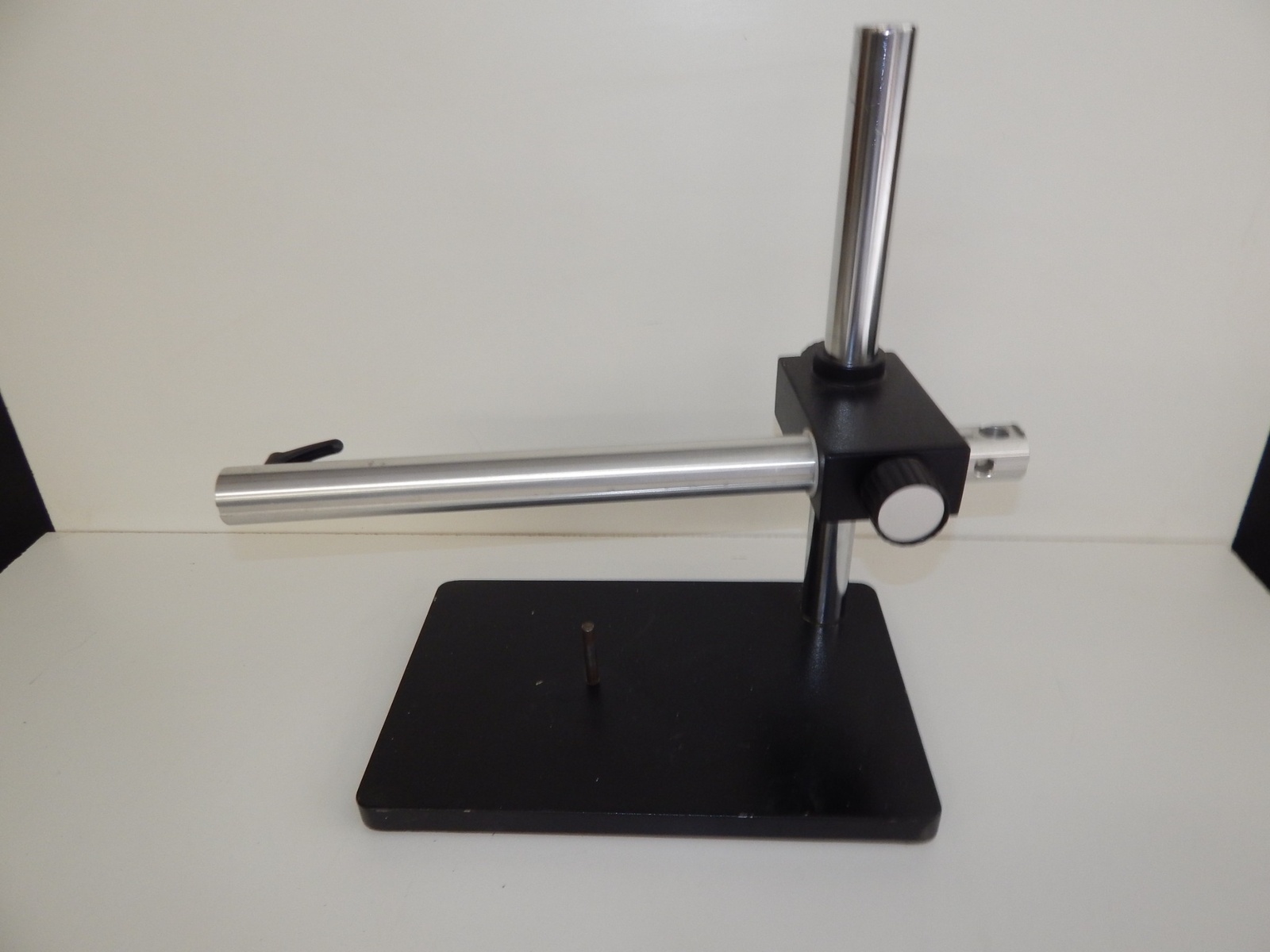 MICROSCOPE HEAVY DUTY BOOM STAND    (GEV41)